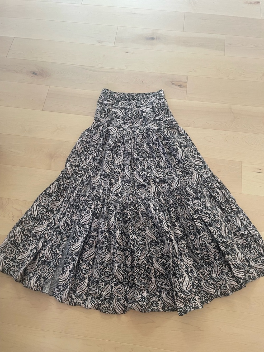 Veronica Beard Black and White Paisley Tiered Maxi Skirt